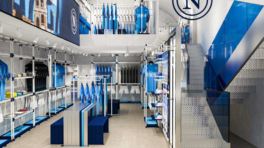 Interno del Flagship Store SSC Napoli in Piazza San Domenico Maggiore a Napoli